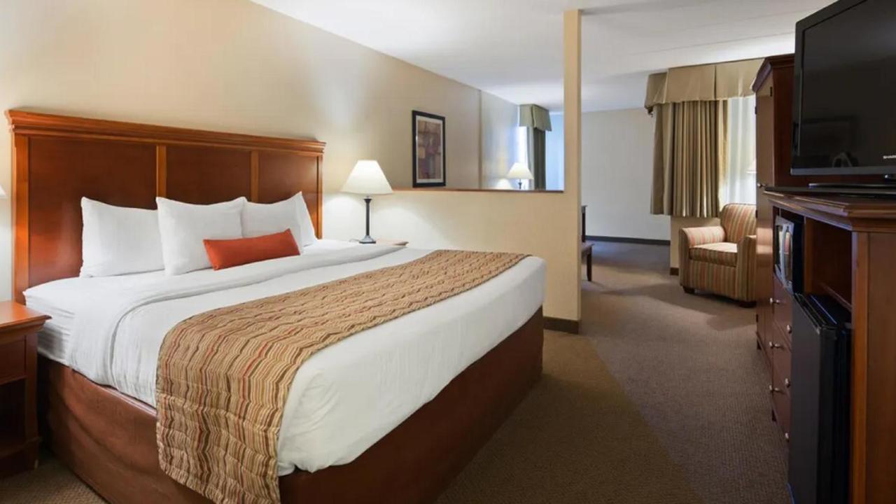 Best Western Plus La Porte Hotel & Conference Center Екстериор снимка