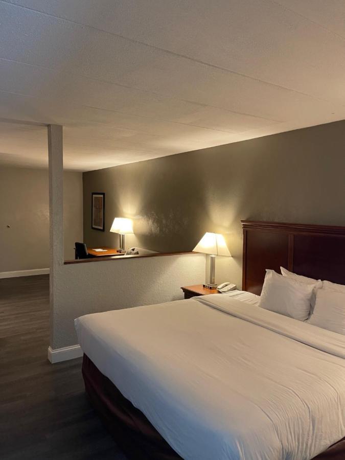 Best Western Plus La Porte Hotel & Conference Center Екстериор снимка
